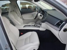 Volvo XC90 T8 AWD RECHARGE 7MÍST 1M 2PNEU - 17