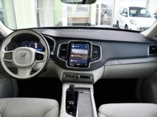 Volvo XC90 T8 AWD RECHARGE 7MÍST 1M 2PNEU - 4
