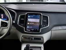 Volvo XC90 T8 AWD RECHARGE 7MÍST 1M 2PNEU - 6