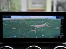 Mercedes-Benz Třídy C 220d AMG LED CARPLAY KAMERA - 19