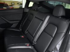 Tesla Model Y LONG RANGE DUAL MOTOR 95,8SoH - 12