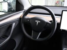 Tesla Model Y LONG RANGE DUAL MOTOR 95,8SoH - 23