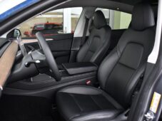 Tesla Model Y LONG RANGE DUAL MOTOR 95,8SoH - 10