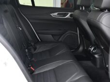 Alfa Romeo Giulia 2.0T VELOCE PANO AT8-Q4 206kW - 22