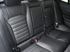 Alfa Romeo Giulia 2.0T VELOCE PANO AT8-Q4 206kW - 23