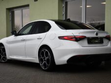 Alfa Romeo Giulia 2.0T VELOCE PANO AT8-Q4 206kW - 2