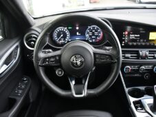 Alfa Romeo Giulia 2.0T VELOCE PANO AT8-Q4 206kW - 5