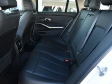 BMW Řada 3 320D xDrive 2xALU 1M ČR - 20