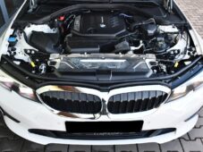 BMW Řada 3 320D xDrive 2xALU 1M ČR - 36