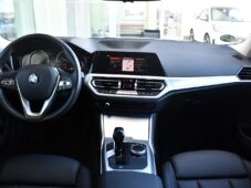 BMW Řada 3 320D xDrive 2xALU 1M ČR - 5