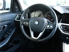 BMW Řada 3 320D xDrive 2xALU 1M ČR - 6