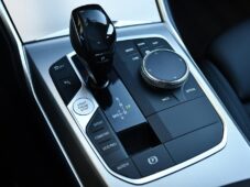 BMW Řada 3 320D xDrive 2xALU 1M ČR - 25