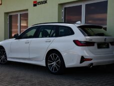 BMW Řada 3 320D xDrive 2xALU 1M ČR - 3