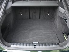 BMW i4 eDrive40 M-SPORT HUD 1.M TAŽNÉ - 26