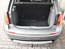 Suzuki SX4 1.6i VYHŘ.SEDAČKY AUT.AC TAŽNÉ - 28