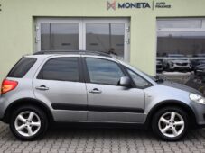 Suzuki SX4 1.6i VYHŘ.SEDAČKY AUT.AC TAŽNÉ - 11