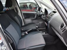 Suzuki SX4 1.6i VYHŘ.SEDAČKY AUT.AC TAŽNÉ - 16