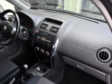 Suzuki SX4 1.6i VYHŘ.SEDAČKY AUT.AC TAŽNÉ - 17