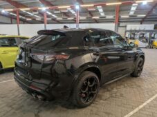 Alfa Romeo Stelvio 2.9 V6 Bi-T. 382 kW Quadrifogl - 2