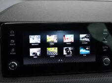 Škoda Scala 1.0TSi MONTE CARLO PANO ZÁRUKA - 31