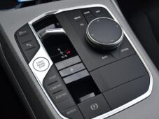 BMW Řada 3 320d xDrive TAŽNÉ 1M ČR - 24