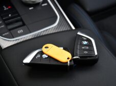 BMW Řada 3 320d xDrive M-SPORT 1.M ČR HUD - 41