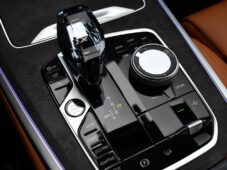 BMW X5 xDrive40i M-SPORT TAŽNÉ 7.MÍST - 24