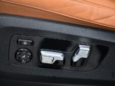 BMW X5 xDrive40i M-SPORT TAŽNÉ 7.MÍST - 37