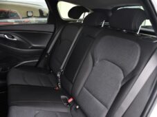 Hyundai i30 1.6CRDi SMART CARPLAY KAMER ČR - 19