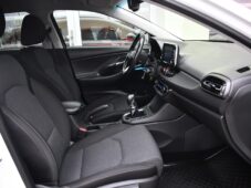 Hyundai i30 1.6CRDi SMART CARPLAY KAMER ČR - 17