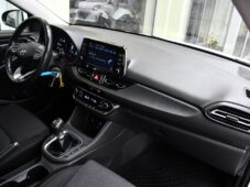 Hyundai i30 1.6CRDi SMART CARPLAY KAMER ČR - 16