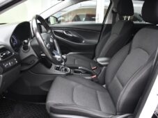 Hyundai i30 1.6CRDi SMART CARPLAY KAMER ČR - 12