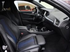 BMW Řada 2 218d M-SPORT HUD 1M ČR - 16