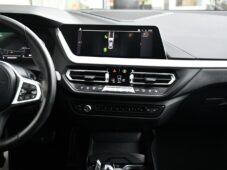 BMW Řada 2 218d M-SPORT HUD 1M ČR - 6