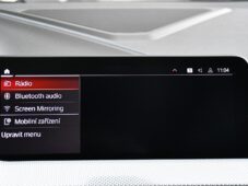 BMW Řada 2 218d M-SPORT HUD 1M ČR - 28