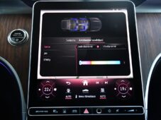 Mercedes-Benz Třídy C 43 AMG 4M N.TOP PANO HUD ČR - 38