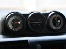 Toyota FJ Cruiser 4,0 VVT-i V6 AWD AT - 28