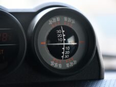 Toyota FJ Cruiser 4,0 VVT-i V6 AWD AT - 29