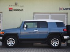 Toyota FJ Cruiser 4,0 VVT-i V6 AWD AT - 1