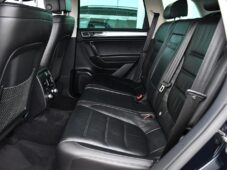 Volkswagen Touareg 3.0TDi V6 4M R-LINE TAŽNÉ ČR - 18