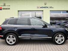 Volkswagen Touareg 3.0TDi V6 4M R-LINE TAŽNÉ ČR - 11