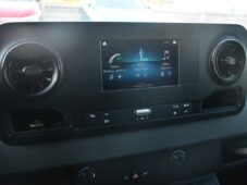 Mercedes-Benz Sprinter - 23