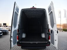 Mercedes-Benz Sprinter - 31