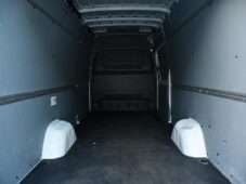 Mercedes-Benz Sprinter - 32