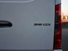 Mercedes-Benz Sprinter - 40