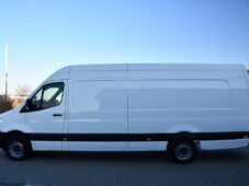 Mercedes-Benz Sprinter - 1