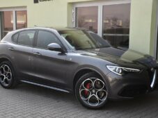 Alfa Romeo Stelvio 2.0 Ti AT8-Q4 206kW - 1
