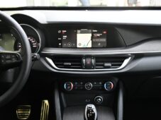 Alfa Romeo Stelvio 2.0 Ti AT8-Q4 206kW - 6