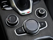 Alfa Romeo Stelvio 2.0 Ti AT8-Q4 206kW - 24