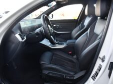 BMW Řada 3 320d xDrive M-SPORT ČR 1.M - 9